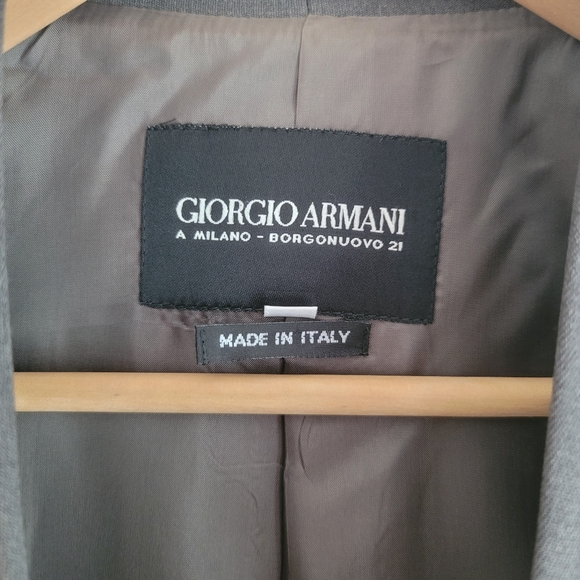 Giorgio Armani womens size 48 blazer. Dark gray - Picture 3 of 10